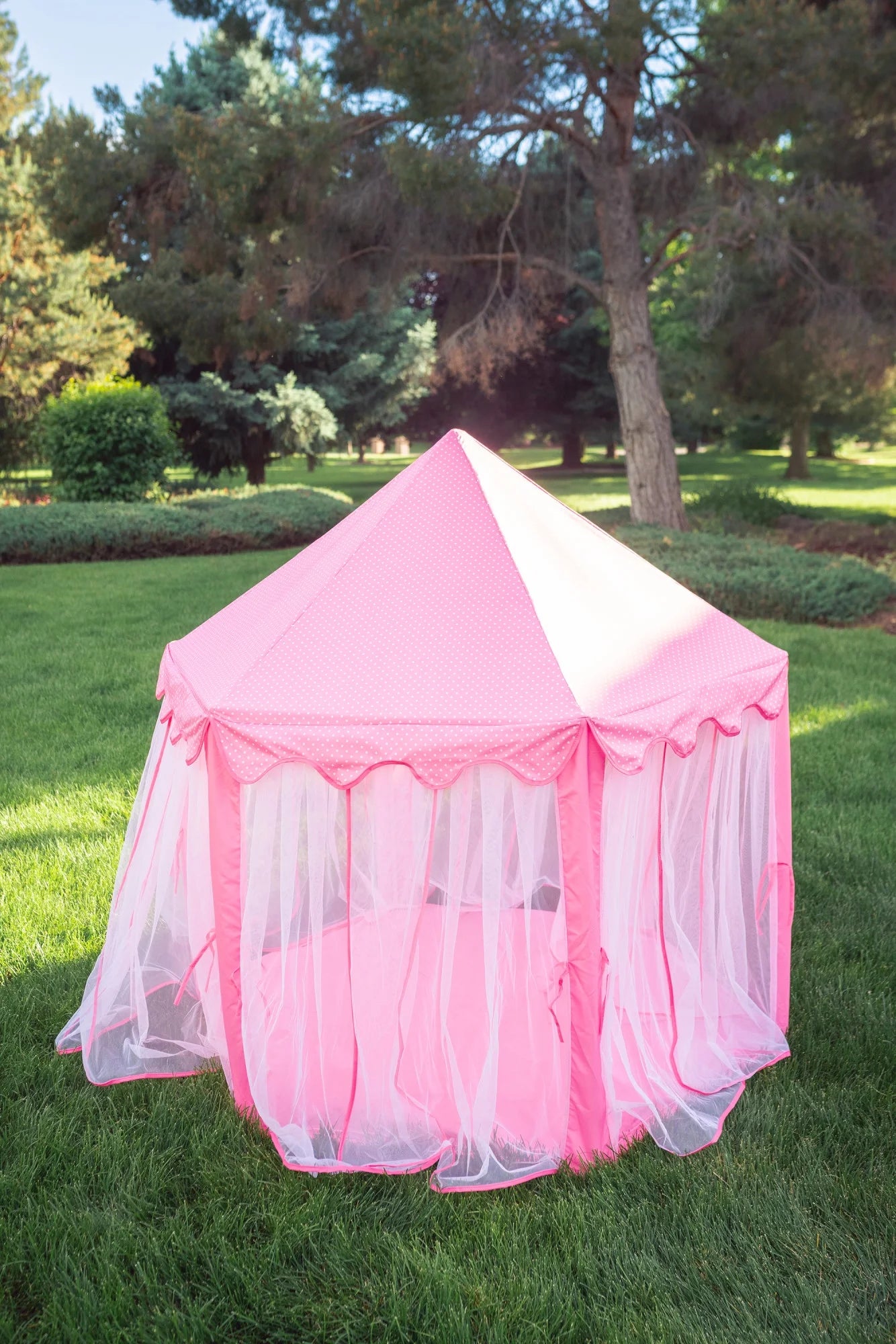 Princess Castle Tent for Indoor/Outdoor Use - Polyester - Age Group 2+